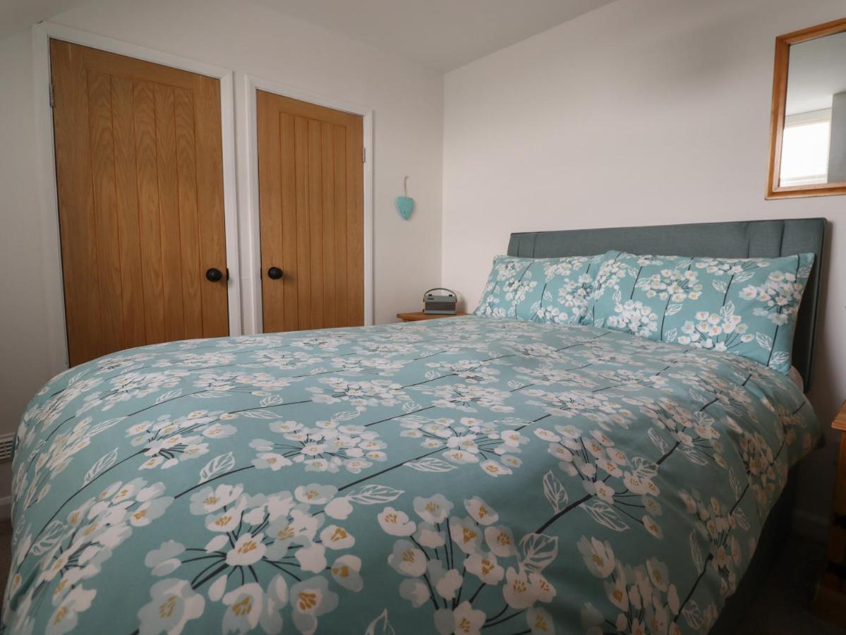 Charlotte'S Cottage Seahouses Bagian luar foto